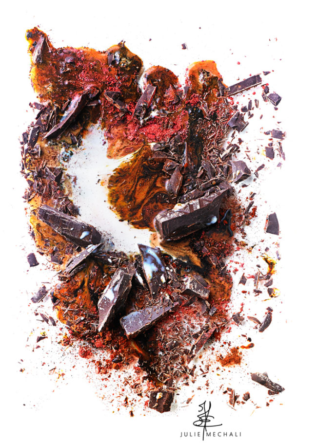 éclaboussure chocolat aux pigments et poudre de cacao